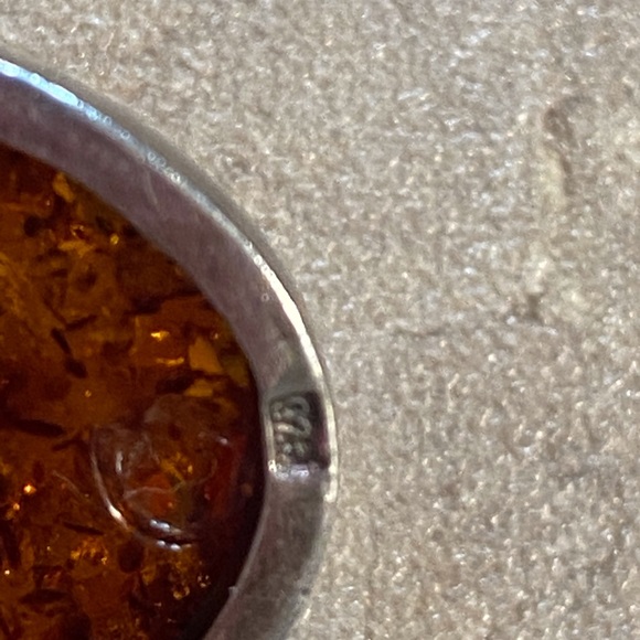 Amber sterling silver pendant statement necklace with intricate floral design - Picture 7 of 11